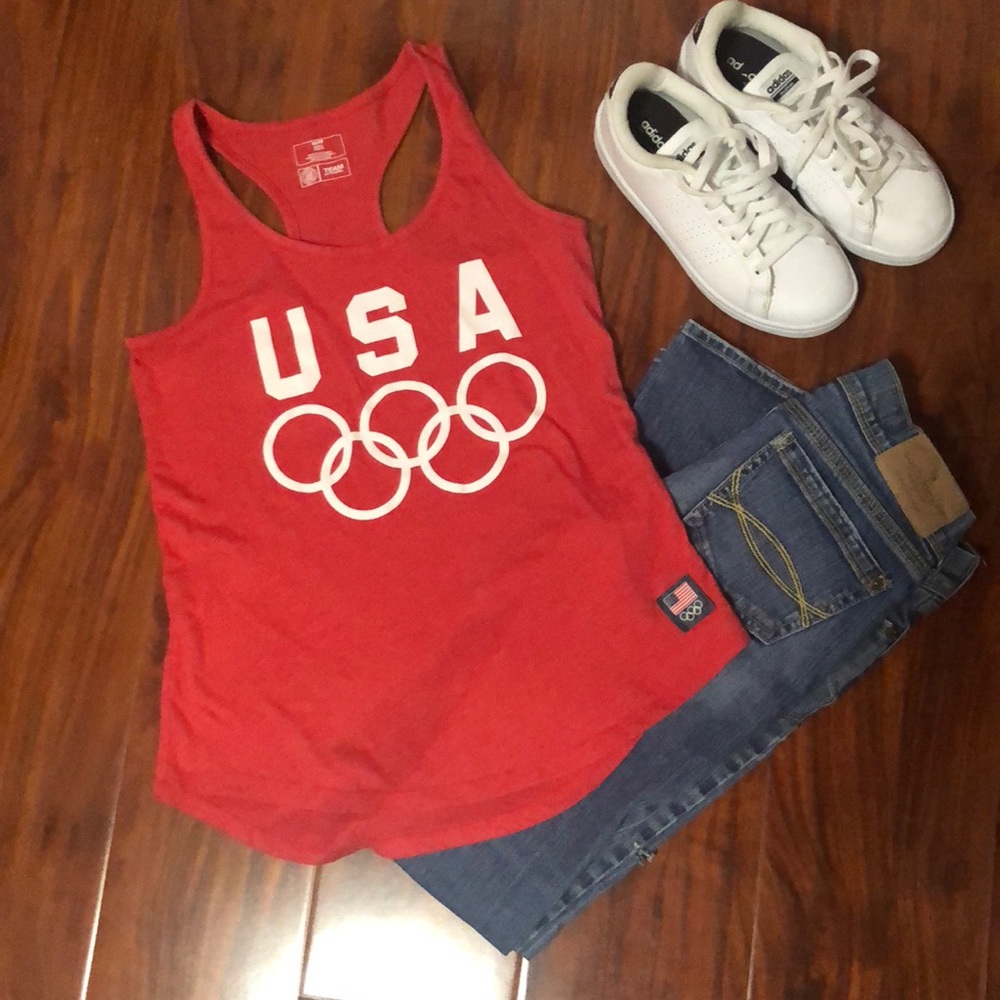 Women razor back tank top